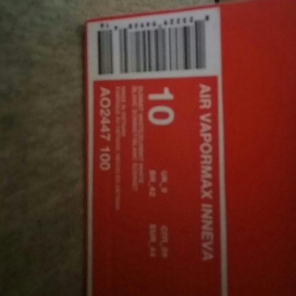 Nike Inneva White size 10 mens - Picture 8 of 8